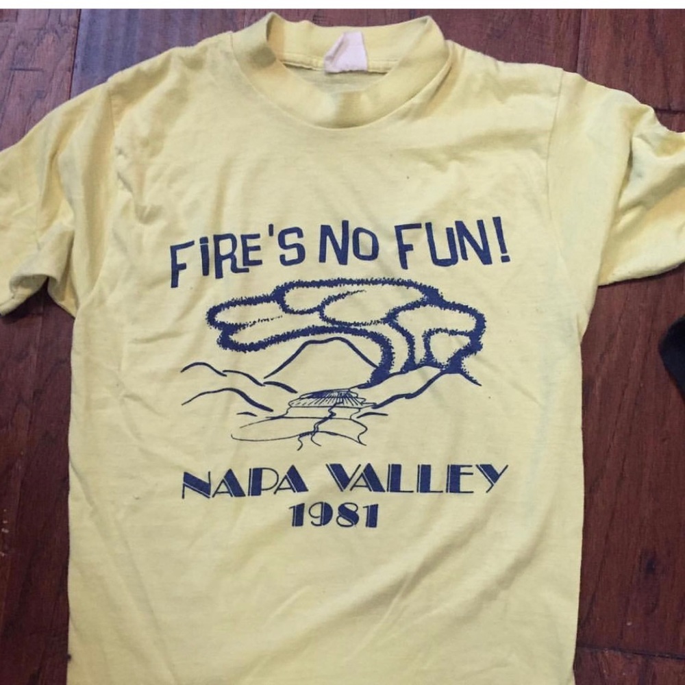 1981 Vintage Napa Valley California Fire T-shirt